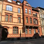 Lazurowy I Słoneczny Z Darmowym Parkingiem Strzeżonym Apartament *