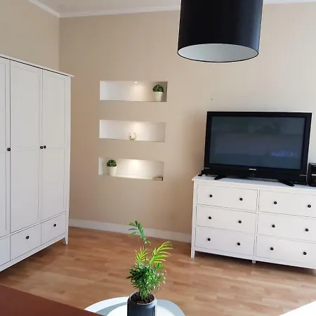 Apartment Lazurowy I Sloneczny Z Darmowym Parkingiem Strzezonym