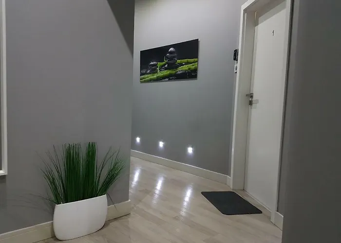 Lazurowy I Sloneczny Z Darmowym Parkingiem Strzezonym *